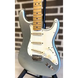 (USED) Fender Custom Shop '66 Closet Classic Reissue Firemist Silver Metal Stratocaster Ltd 2005 